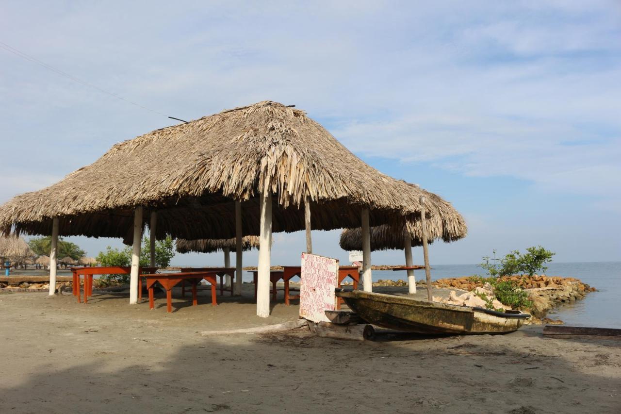 Cabanas Don Jose Hotel Coveñas Esterno foto